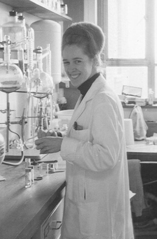 Jean Purdy in the laboratory